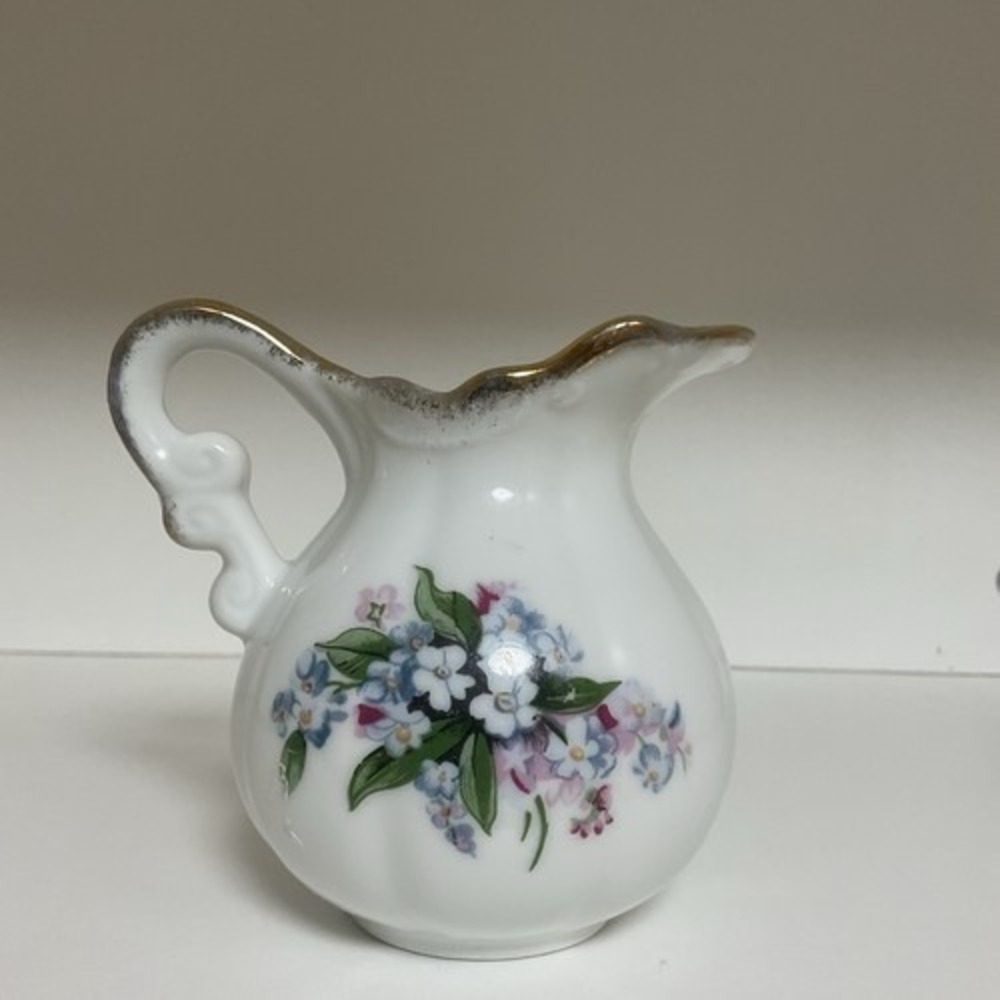 VTG Watkins Floral Forget-Me-Not Handle‎ Ceramic Pitcher Vase Japan 3 1/2"